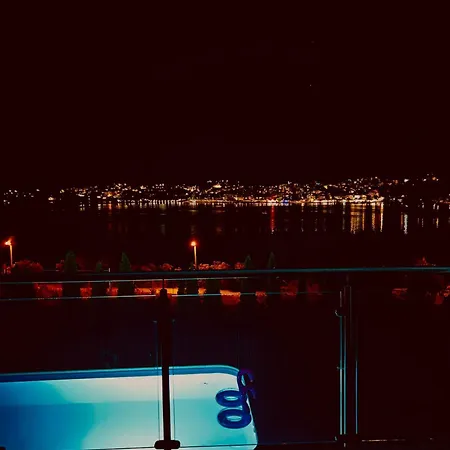 Appartement Seaesta Nika *