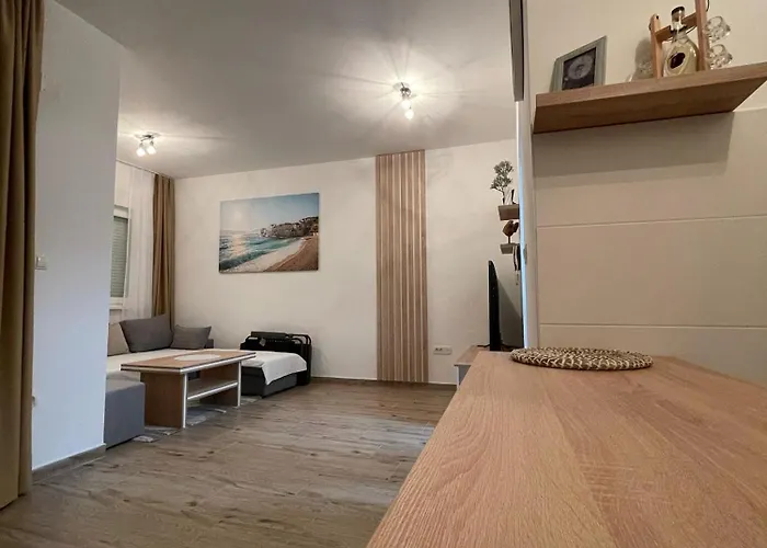 Seaesta Nika Apartment