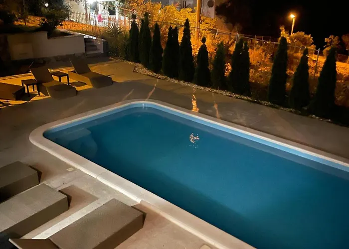 Apartman Seaesta Nika *